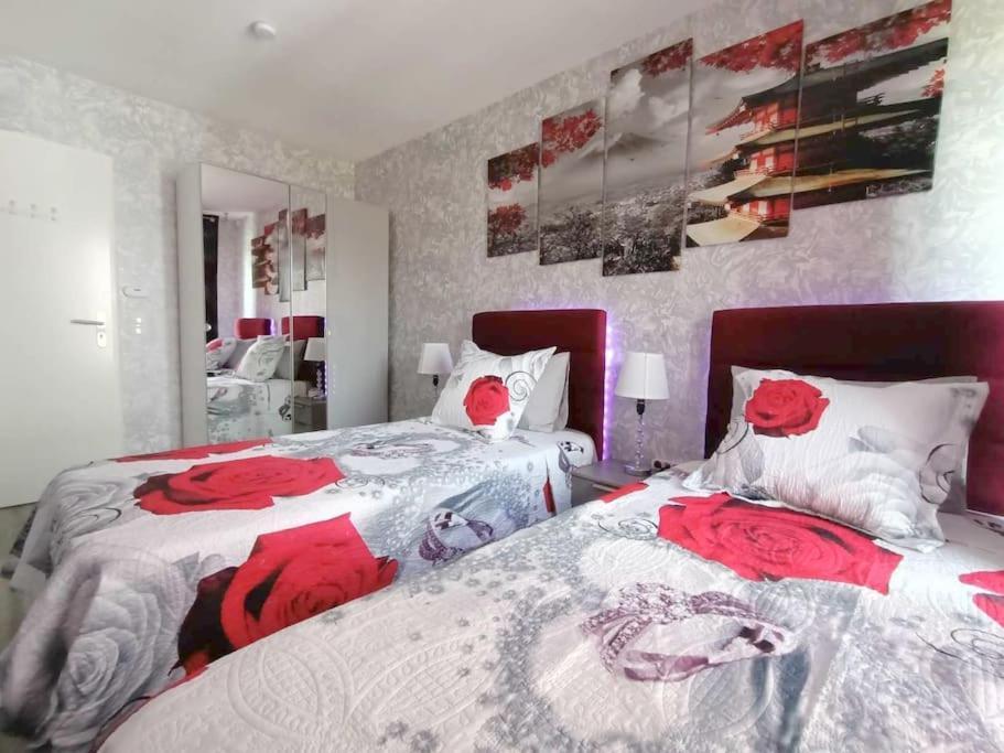 Appartement 4 Pieces - La Rose Des Yvelines - Classe 3 Etoiles Trappes Exteriér fotografie